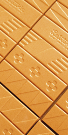 Latitude White Caramel Chocolate Bar